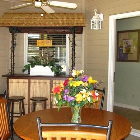 Spruce Hill Inn & Cottages مانسفيلد الغرفة الصورة