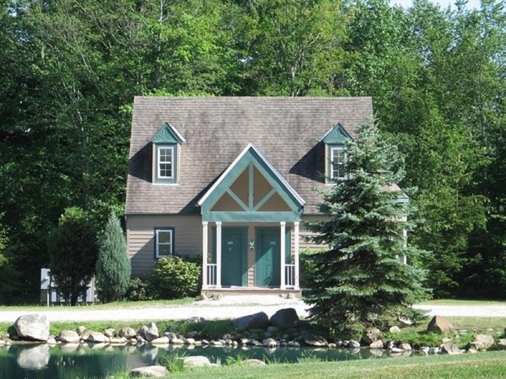 Spruce Hill Inn & Cottages مانسفيلد المظهر الخارجي الصورة