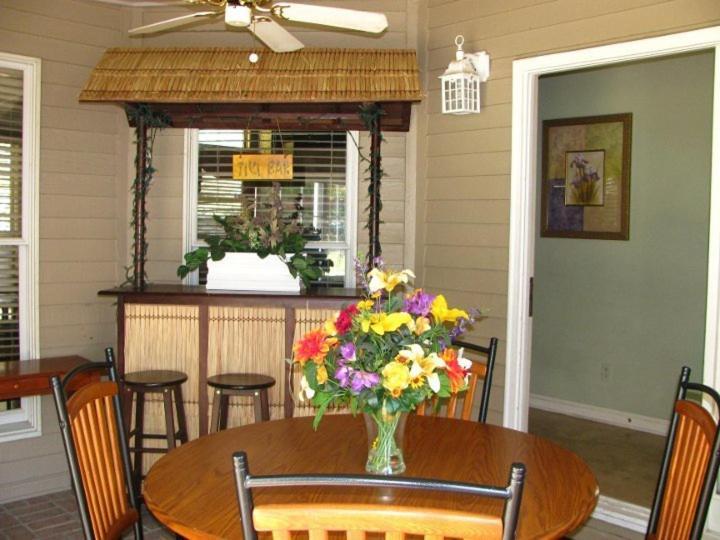 Spruce Hill Inn & Cottages مانسفيلد الغرفة الصورة