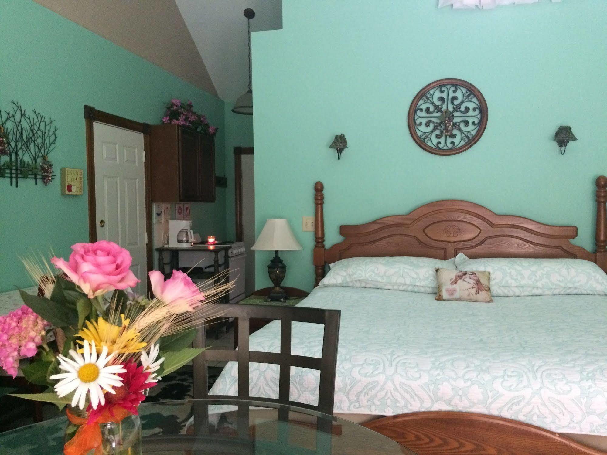 Spruce Hill Inn & Cottages مانسفيلد المظهر الخارجي الصورة